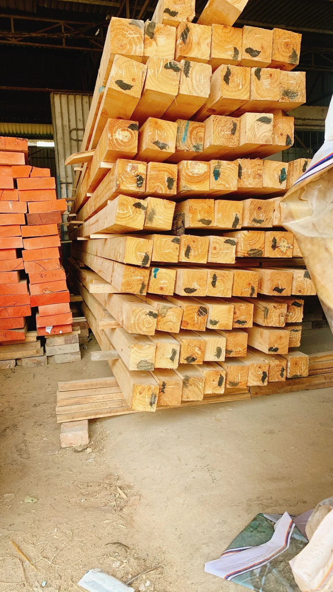 Thông vuông 100 x 100 x 4800 (mm)