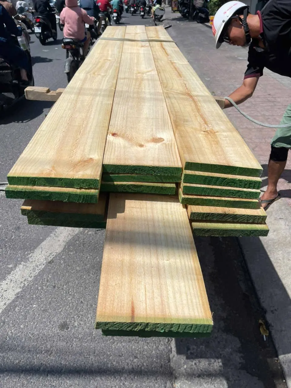 Thông 22 x 195 x 3200mm