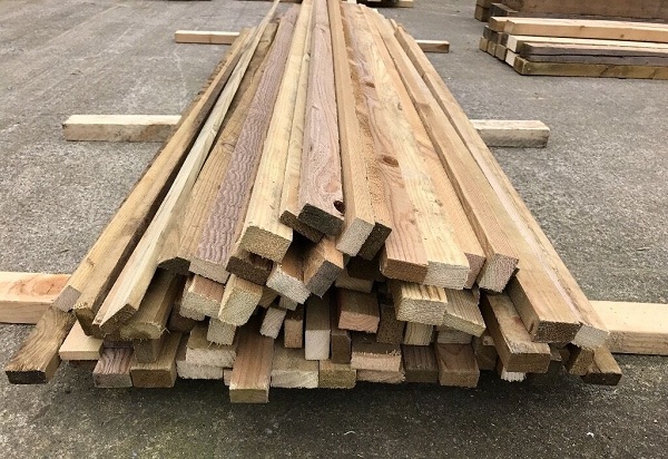 Cách làm nhà bằng gỗ giá rẻ